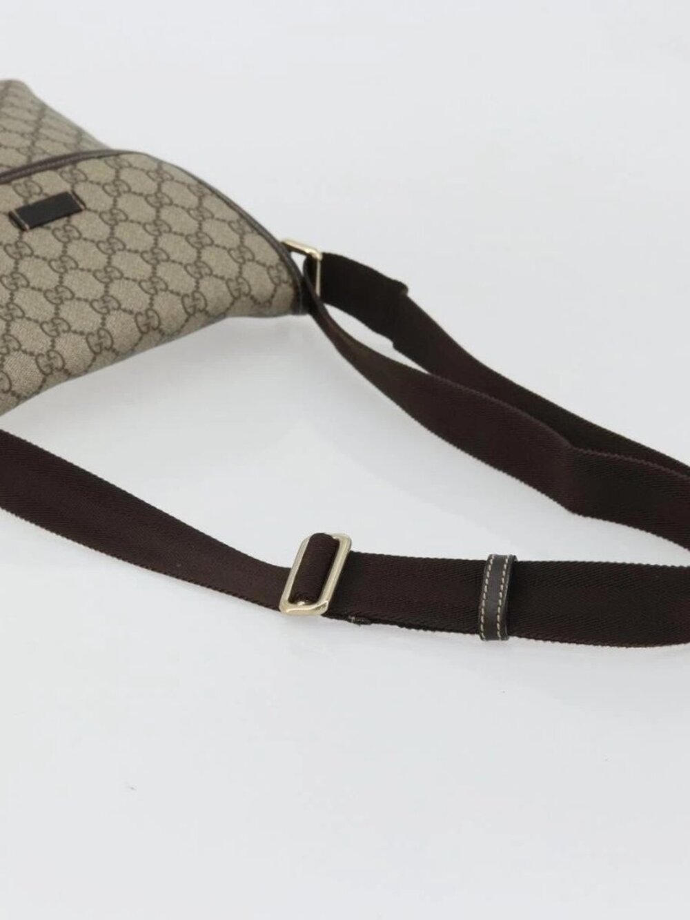GUCCI GG Supreme Shoulder Bag PVC Beige Gold Auth 175441 - Picture 8 of 16
